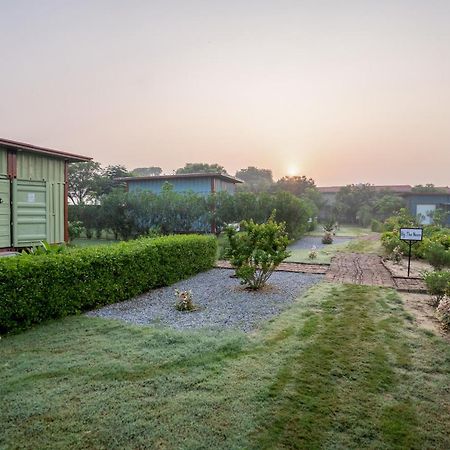 Tree Of Life Ecotainers Agra Hotel Agra  Exterior photo